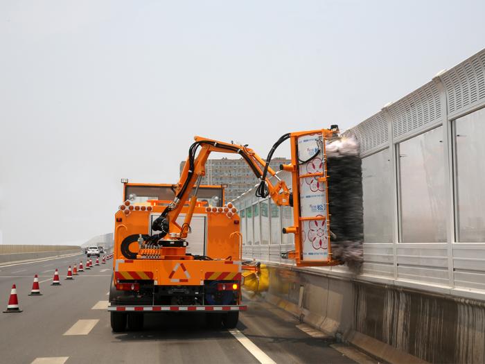 隧道清洗車 / 墻面清洗車